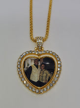 Load image into Gallery viewer, Heart Shaped Swivel Necklace